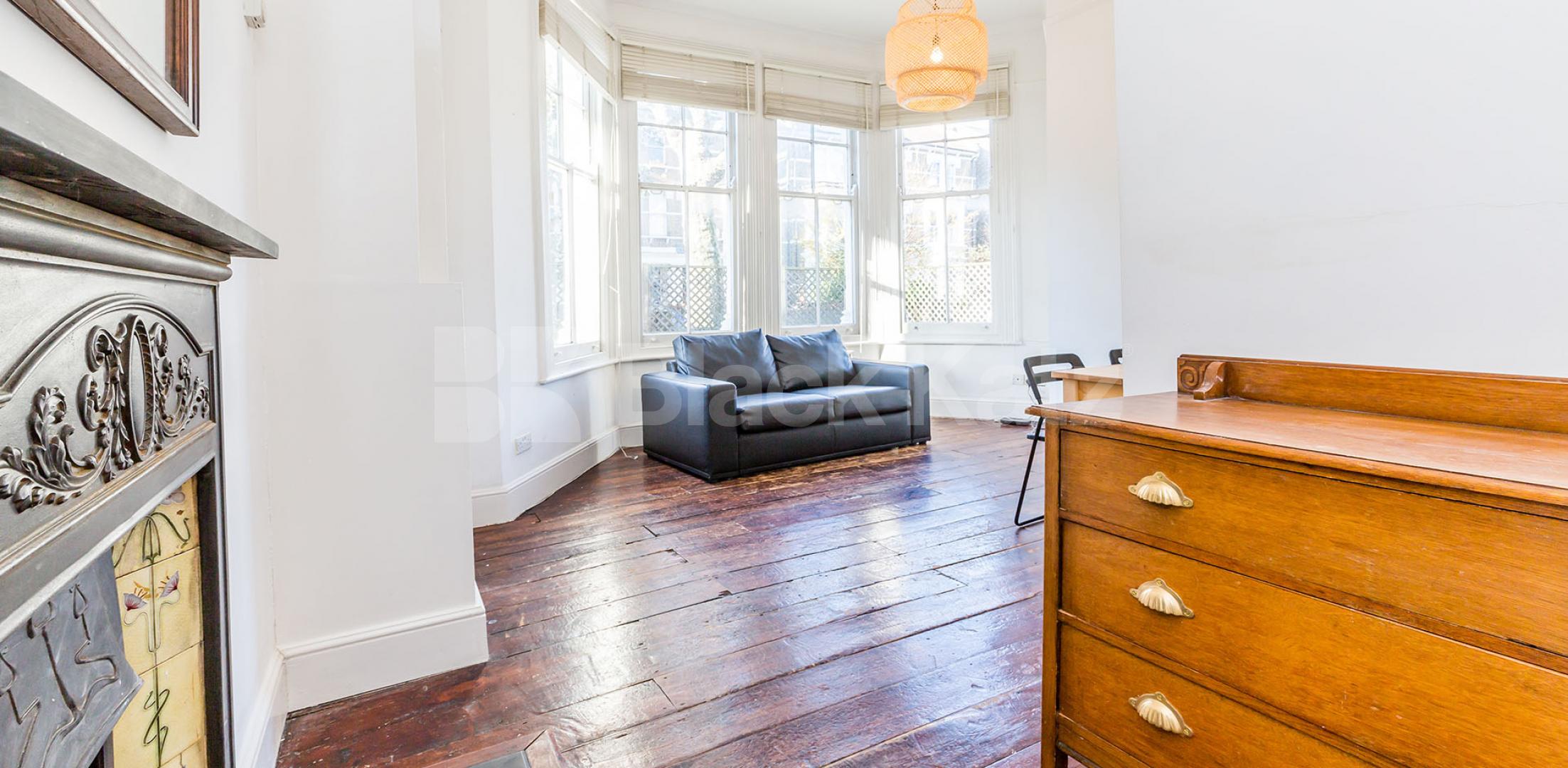 			NEW INSTRUCTION / LARGE FLAT!!!, 1 Bedroom, 1 bath, 1 reception Flat			 Fernhead road, QUEENS PARK-MAIDA VALE